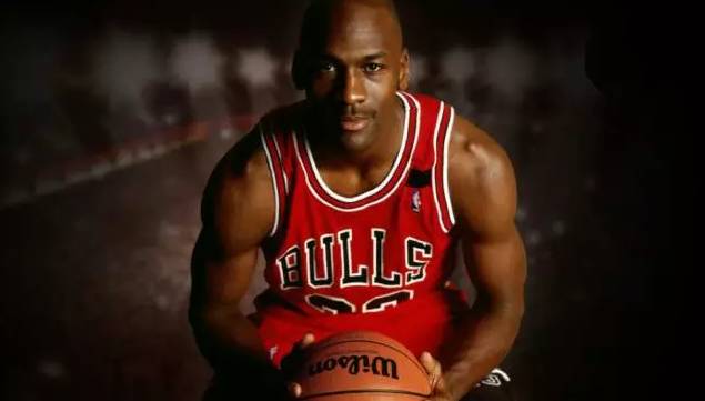 曼市队与水 曼市队与水