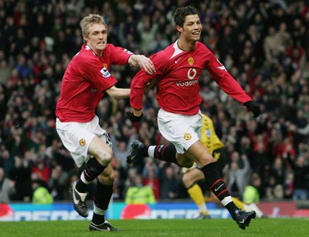 进攻凶猛的 进攻凶猛的