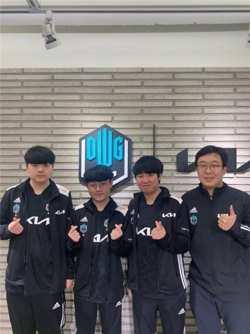 场到职业赛 场到职业赛